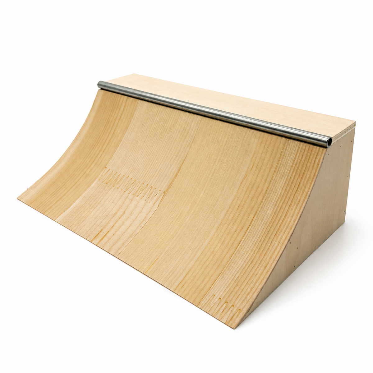 Wooden fingerboard quarter pipe with metal coping