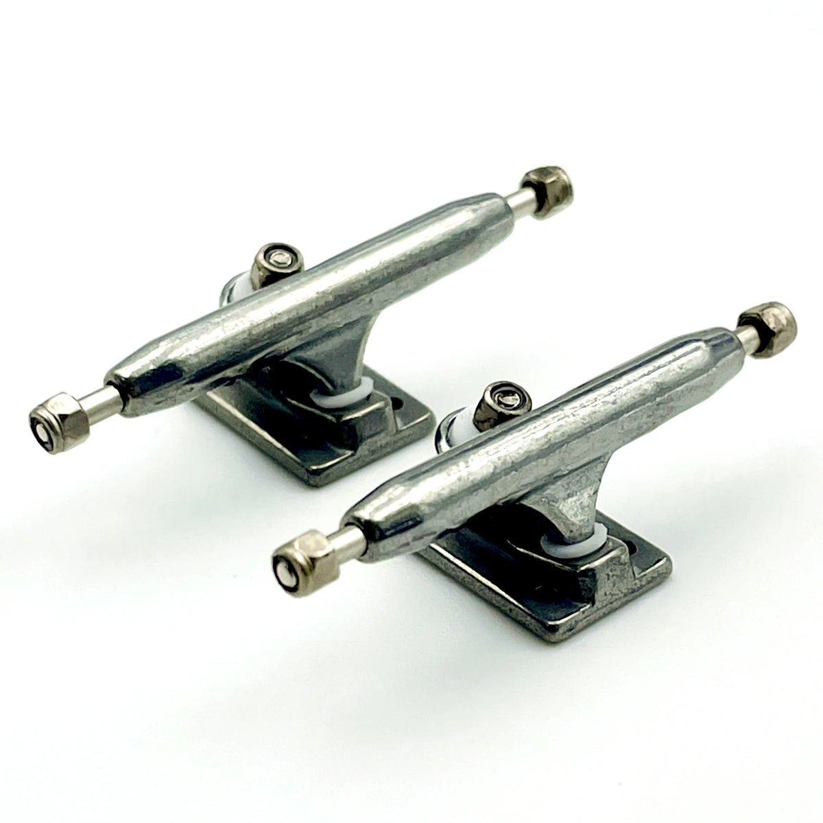V3 Pro Fingerboard Trucks, photo 3